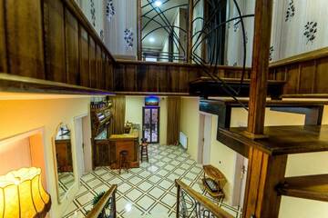 Фотографии Отель HOTEL GUGLUX &WINE CELLAR г. Телави (Грузия) №1 Фото Отель HOTEL GUGLUX &WINE CELLAR г. Телави 1