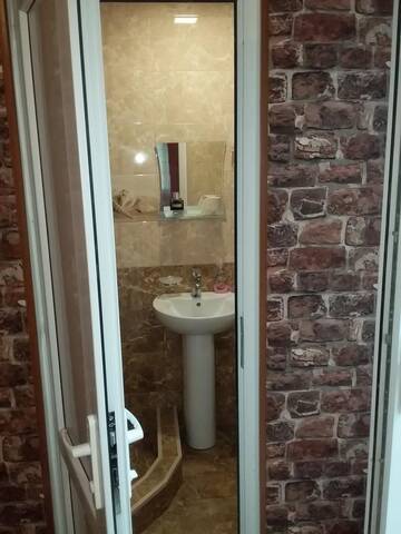 Фото номера Трехместный номер с ванной Гостевой дом Guest House Medea г. Телави 5