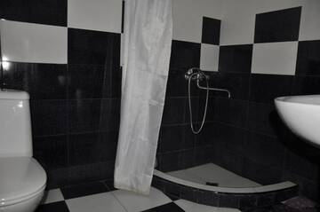 Фото номера Бюджетный одноместный номер Гостевой дом Tin-Tina Guesthouse г. Телави 11