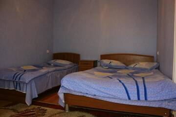 Фото номера Четырехместный номер Отель Hotel Caucasus г. Телави 3