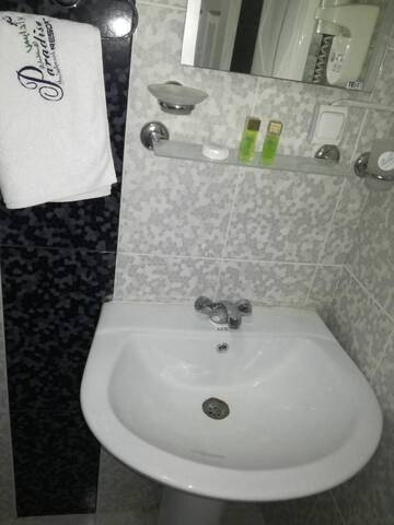 Фото номера Стандартный двухместный номер с 1 кроватью Курортные отели Paradise Investment Resort г. Телави 11