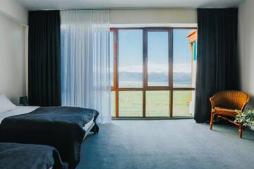 Фото номера Двухместный номер с 1 кроватью или 2 отдельными кроватями Отель Hotel &amp; Wine Cellar ARGE г. Телави 2