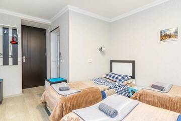 Фото номера Стандартный трехместный номер Гостевой дом Guest house poligloti г. Телави 3