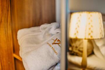 Фото номера Стандартный двухместный номер с 2 отдельными кроватями Отель Seventeen Rooms г. Телави 5