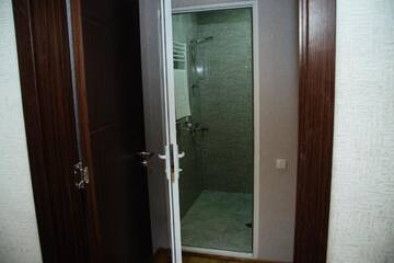 Фото номера Стандартный двухместный номер с 1 кроватью Гостевой дом Dreamland Guest House г. Телави 2