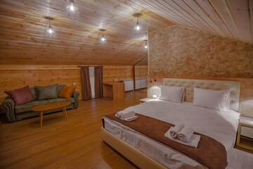 Фото номера Улучшенное шале Курортные отели Old Telavi Resort &amp; Spa Zuzumbo г. Телави 19